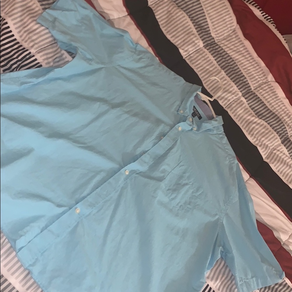 Short sleeve dressy shirt